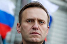 Navalny plans to return to Russia after recovery in Germany