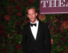 Laurence Fox condemned for wearing Covid ‘mask exemption badge’ he bought on Amazon