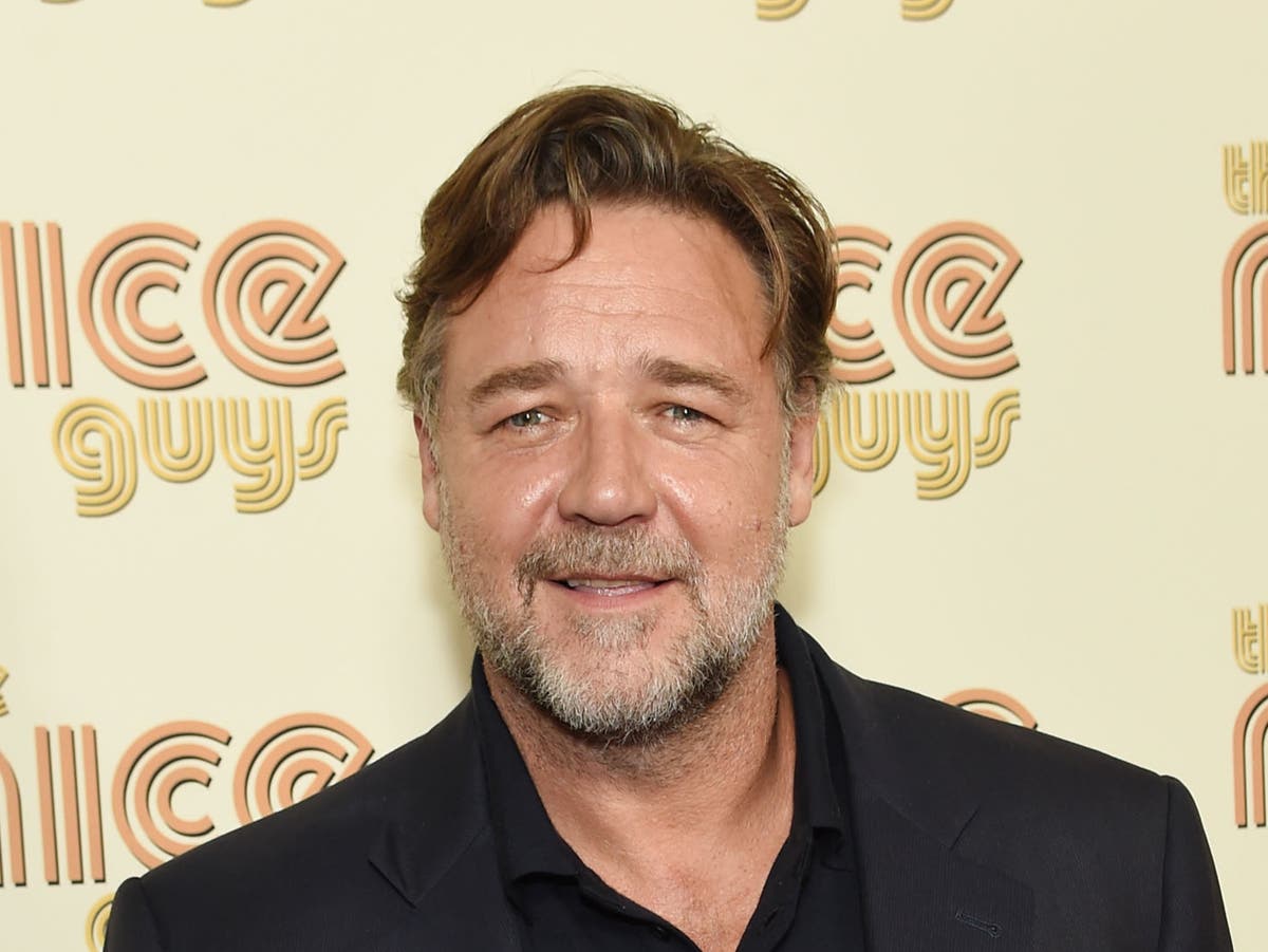 Russell Crowe defends ‘brilliant’ Master and Commander from criticism on Twitter