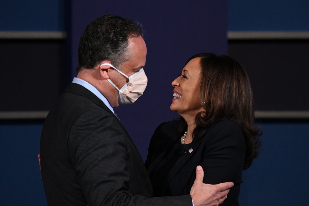 I Thought I D Never Hear From Her Again Kamala Harris Husband Reveals How They Met On A Blind Date The Independent