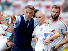 Neville leaves England Women role with immediate effect