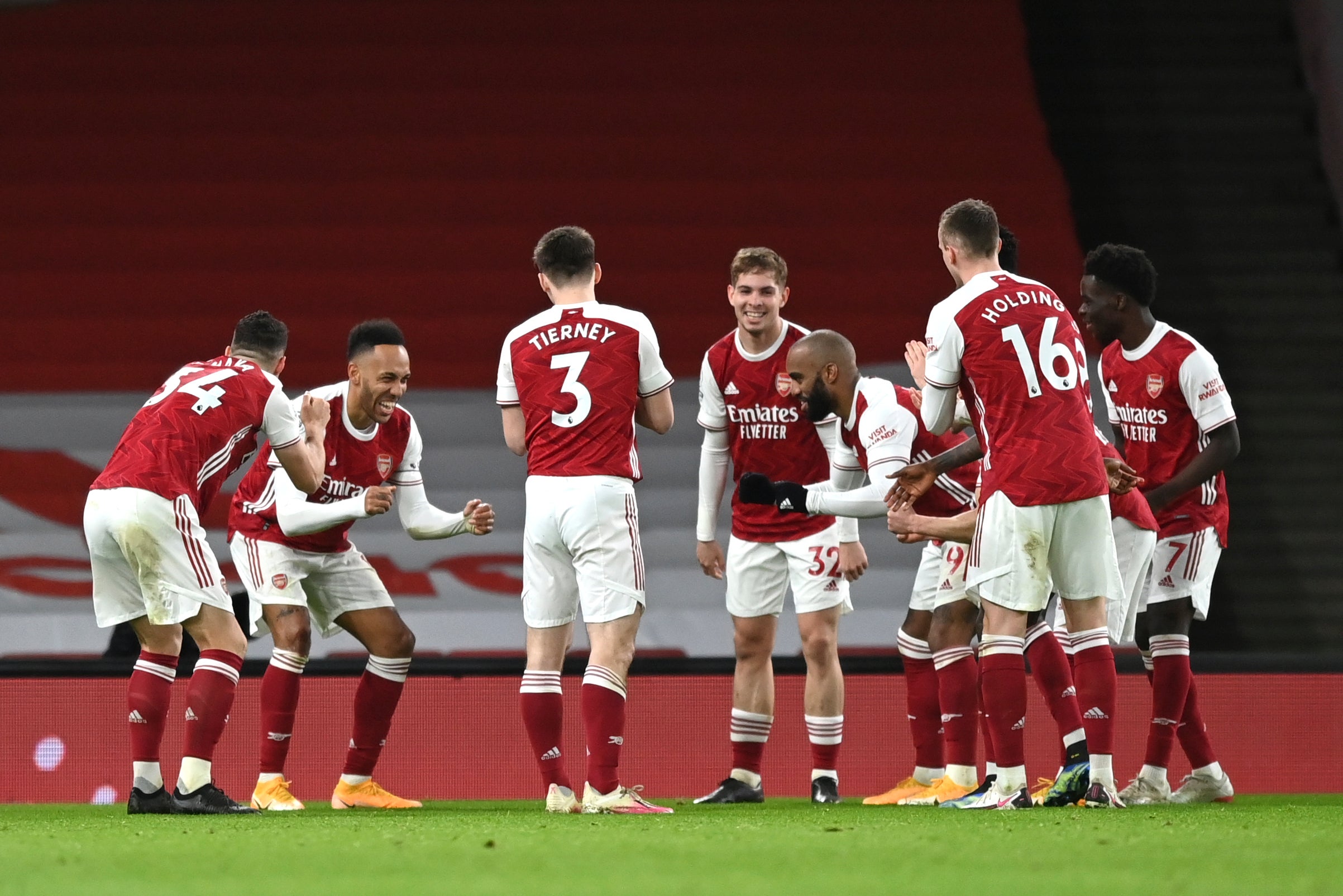 <p>Los Gunners llegaron a 27 puntos y subieron a la décima posición de la clasificación</p>