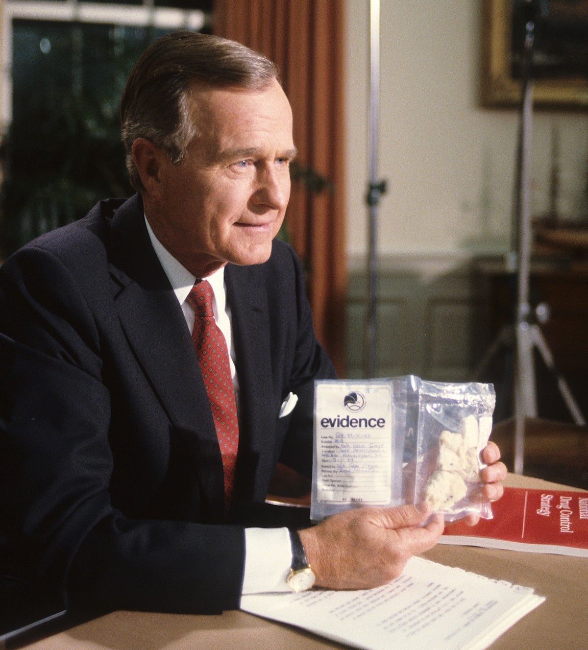 George H W Bush: ‘This is crack cocaine, it was seized a few days ago in a park across the street from the White House’&nbsp;