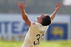 Wood finds top gear to break his series duck