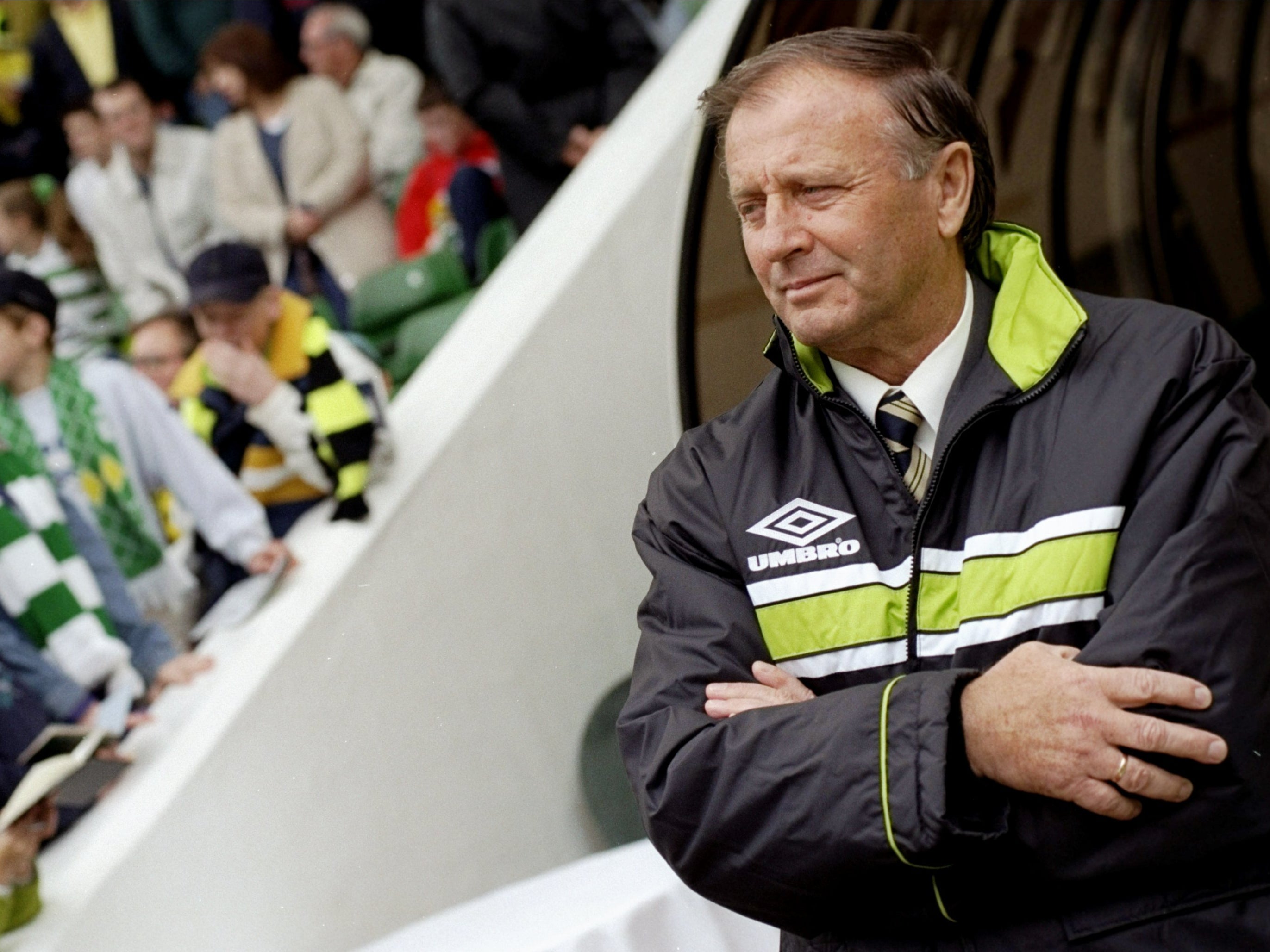 Dr Jozef Venglos manages Celtic in 1998