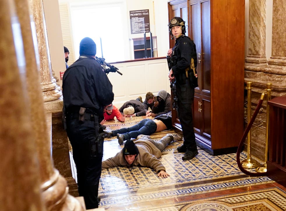 WASHINGTON DISTURBIOS POLICIA