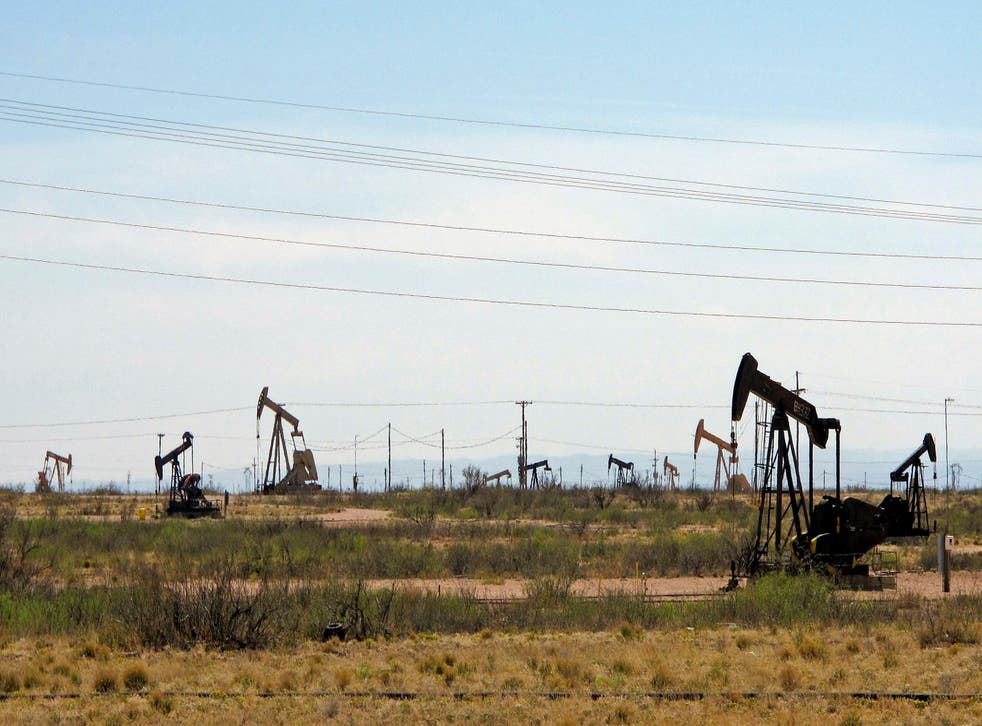 BIDEN-MORATORIA PETROLEO
