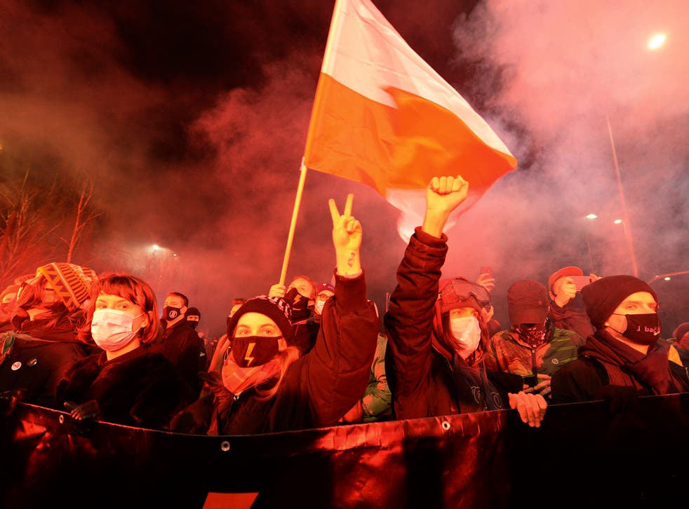 POLONIA-ABORTO