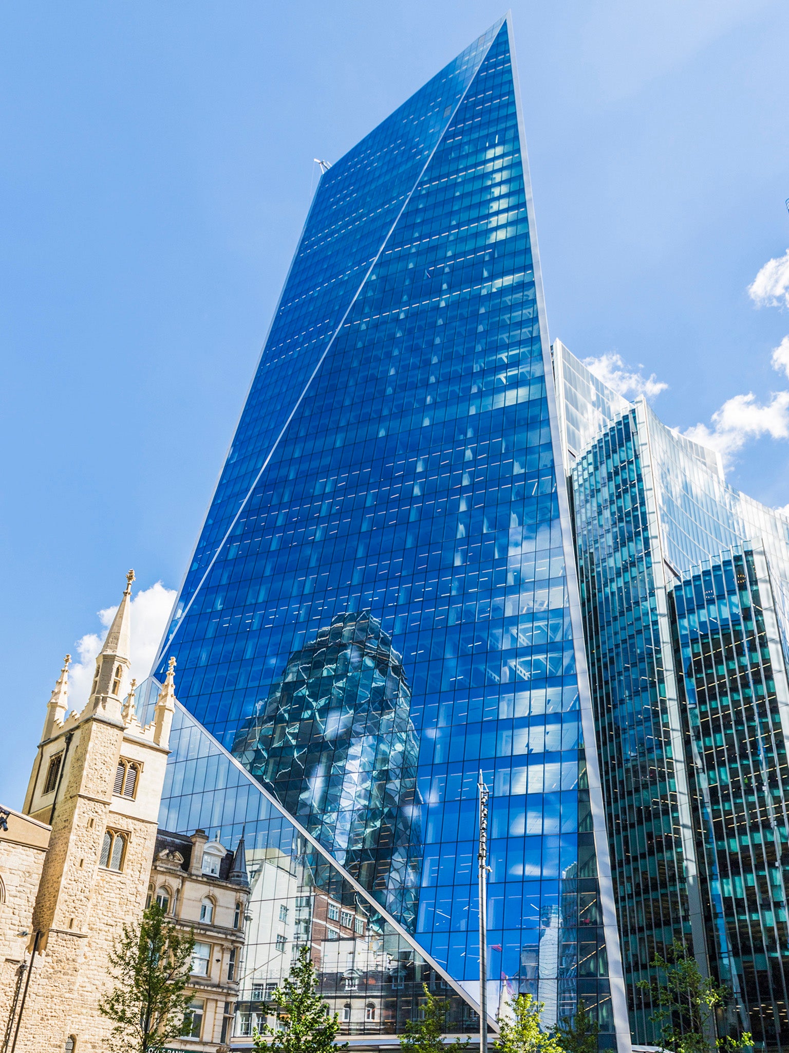 <p>The Scalpel, nickname for 52 Lime Street</p>