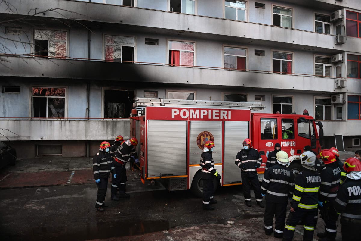 Four dead in fire at Romania Covid hospital | The Independent