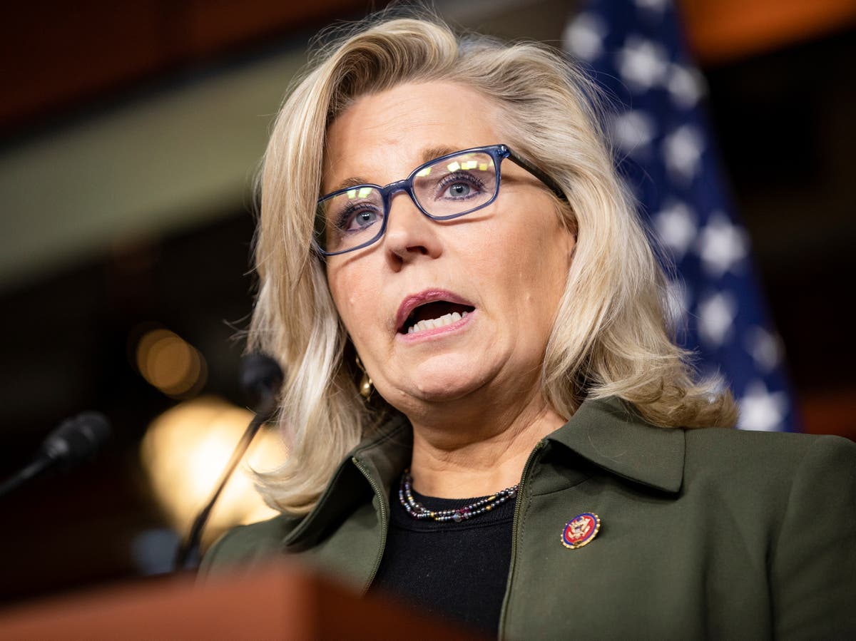 Trump reportedly fixated on taking down Liz Cheney after she voted to ...