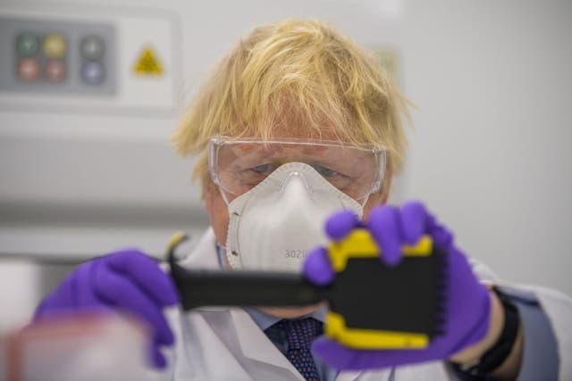 <p>The prime minister visits the French biotechnology laboratory Valneva in Livingston on 28 January</p>