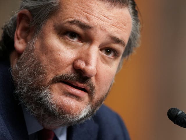 <p>WASHINGTON, DC - 27 DE ENERO: El Senador Ted Cruz (R-TX) cuestiona a la nominada para Embajadora de las Naciones Unidas Linda Thomas-Greenfield durante su audiencia de confirmación ante el Comité de Relaciones Exteriores del Senado el 27 de enero de 2021 en Washington, DC. Thomas-Greenfield se desempeñó anteriormente como Subsecretario de Estado para Asuntos Africanos durante la administración Obama.&nbsp;</p>