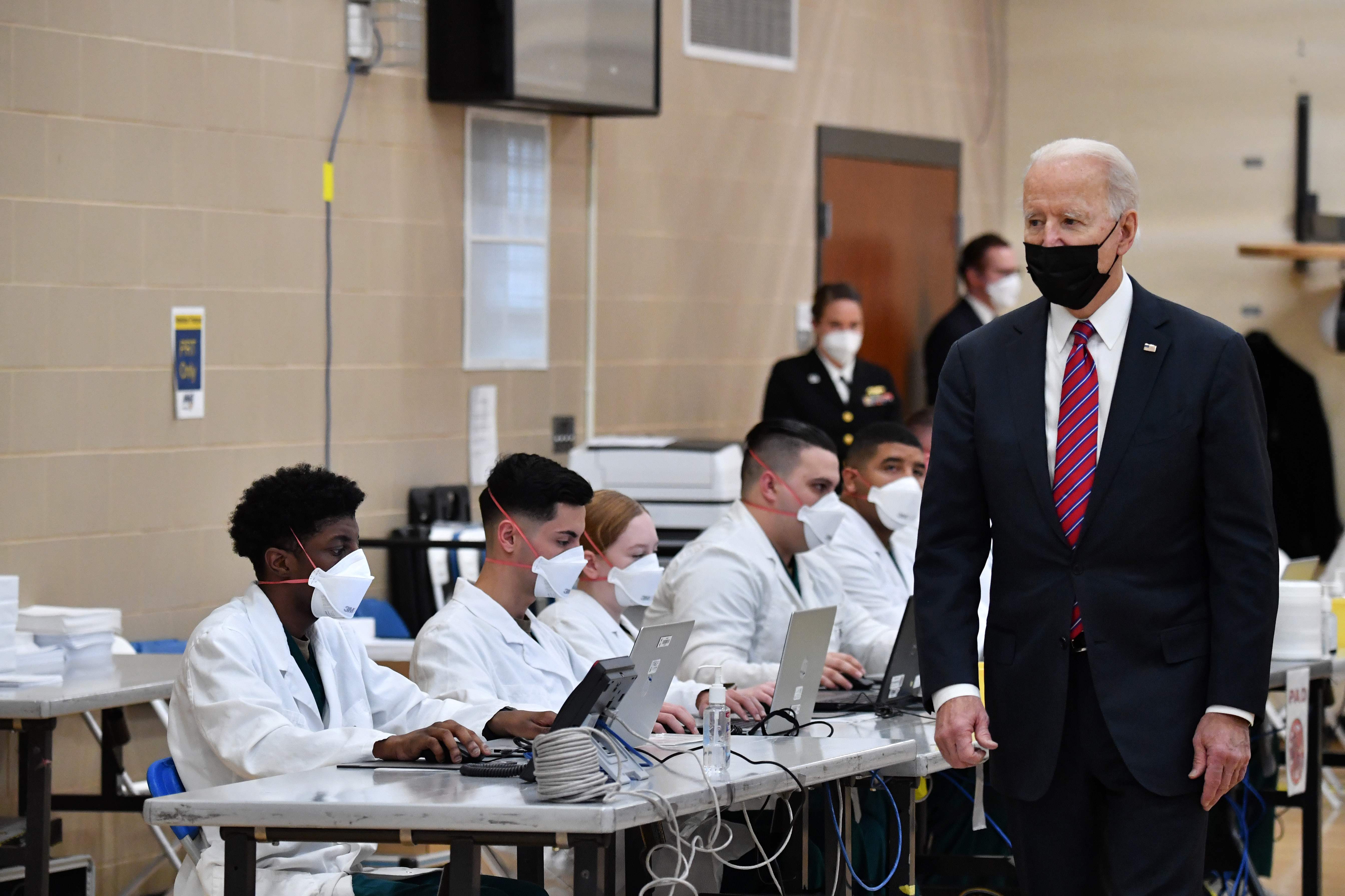 Biden calls for urgent passage of $1.9trn Covid relief as Democrats aim to bypass Republicans in Congress