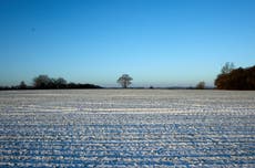 UK braced for heavy snow torrential rain during icy weekend