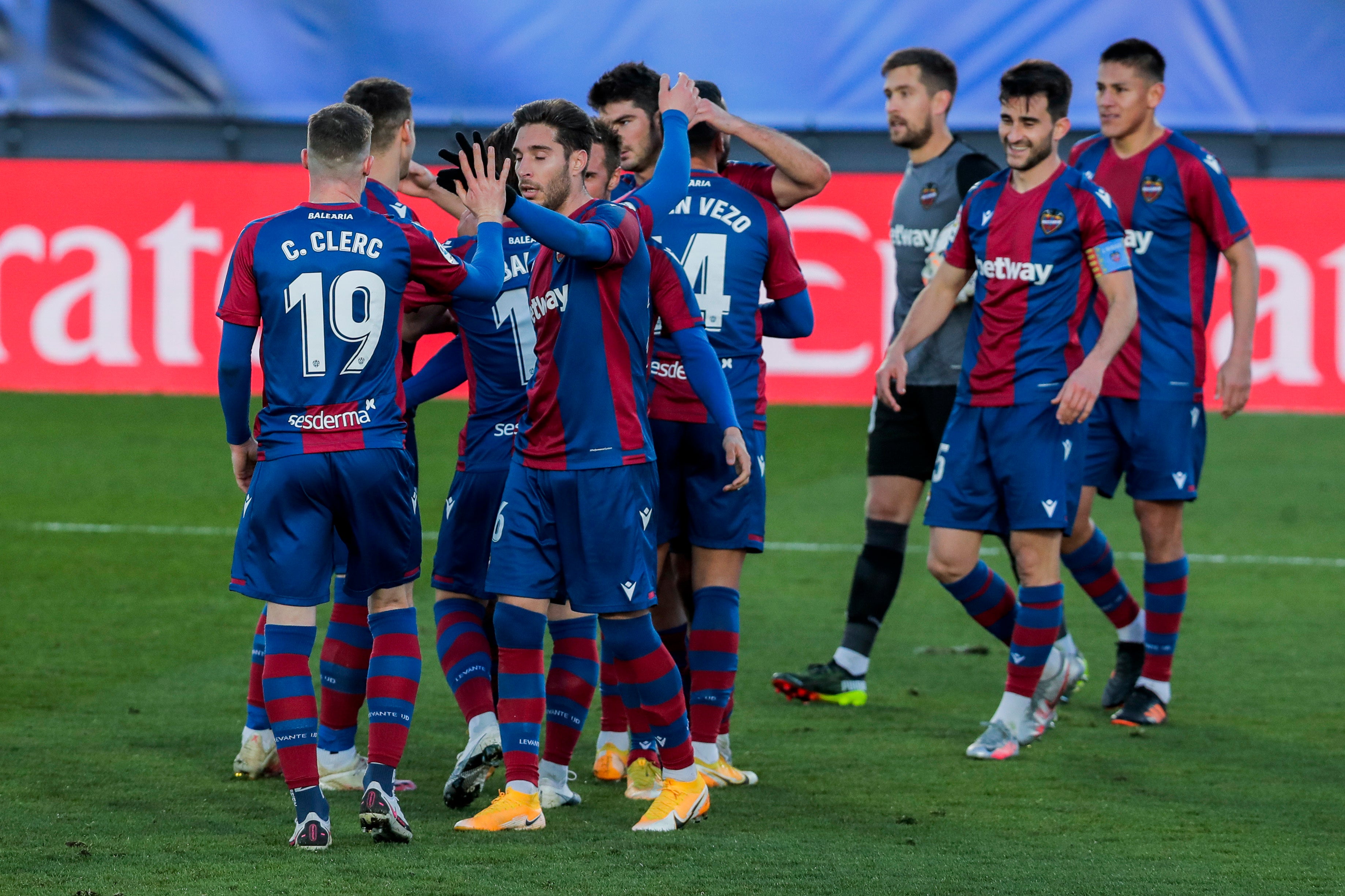 <p>Después de hilvanar la cuarta jornada sin derrota, el Levante es 9no con 26 unidades.</p>