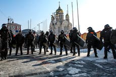 Thousands rally in Russia to demand Alexei Navalny' release