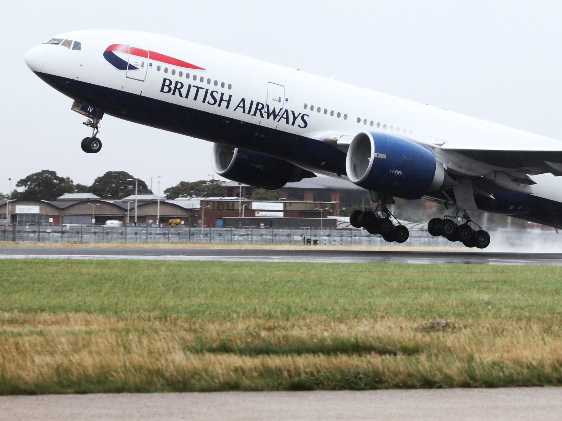 Fast track: British Airways Boeing 777 taking off at Heathrow,