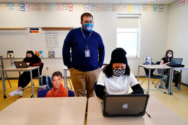 Virus Outbreak Teachers