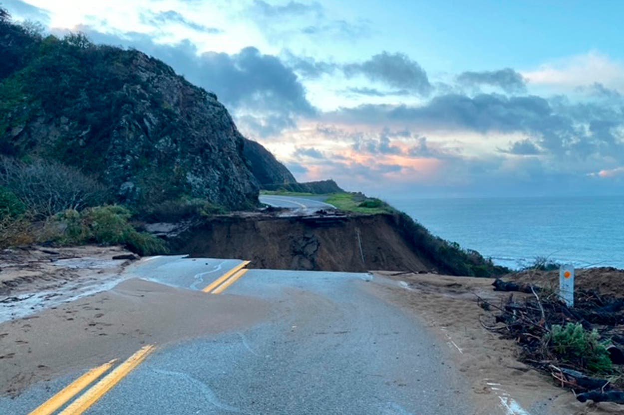 Big Sur Raining Crews work to repair washed-out scenic highway near Big Sur Big Sur ...