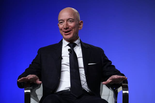 <p>Jeff Bezos to step down as Amazon CEO</p>