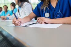 Record number of students accepted onto medicine courses, Ucas data shows
