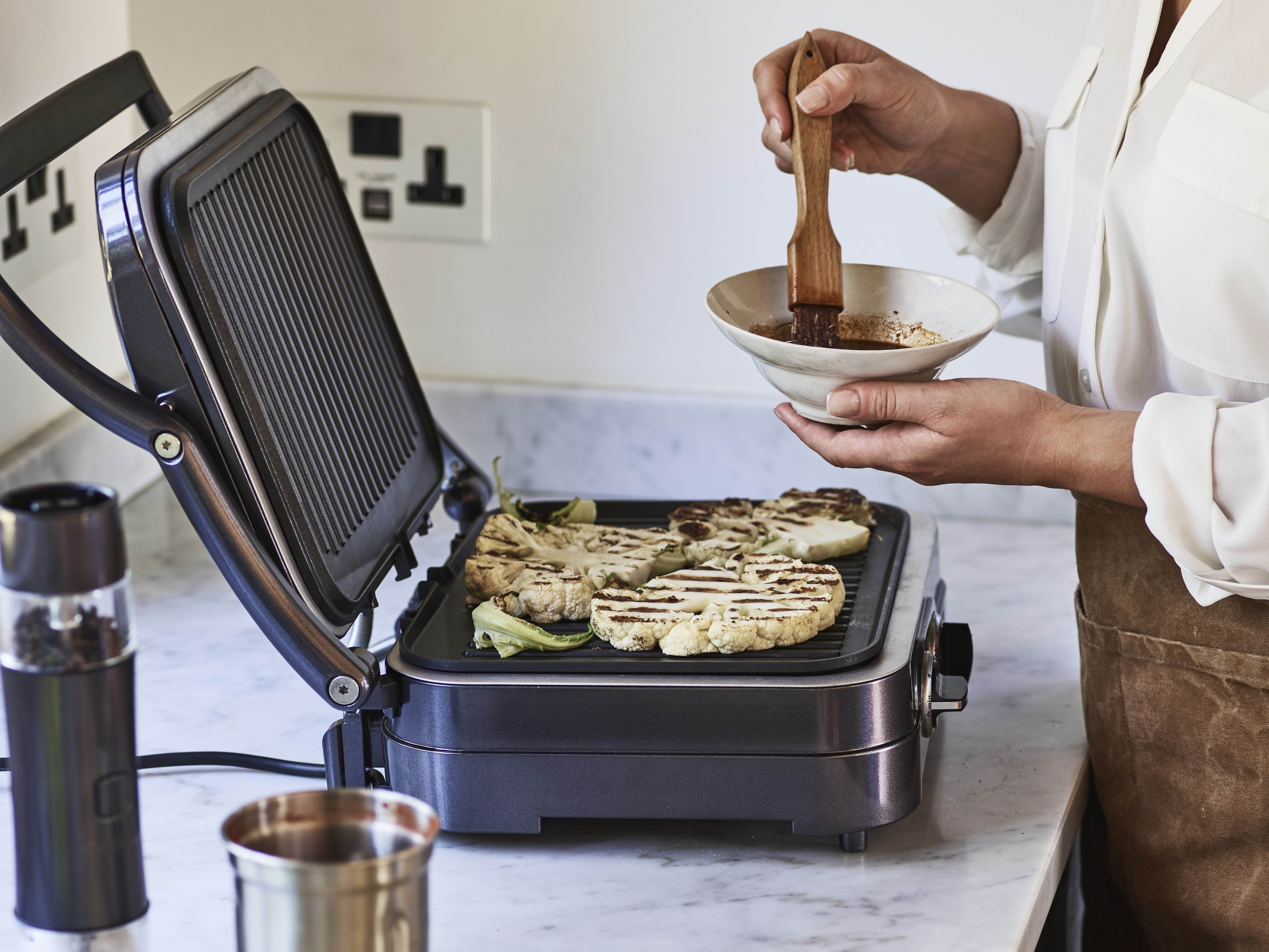 https://static.independent.co.uk/2021/02/04/14/Cuisinart%20Griddle%20%20Grill%20120%20%282%29.jpg