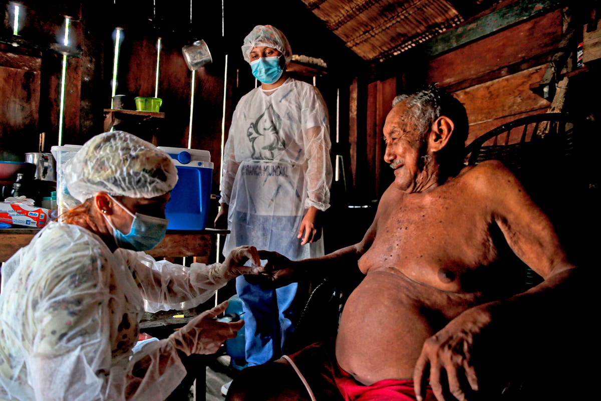 UK government urged to share Covid vaccine doses with world&rsquo;s poorest countries amid &lsquo;alarming&rsquo; shortages