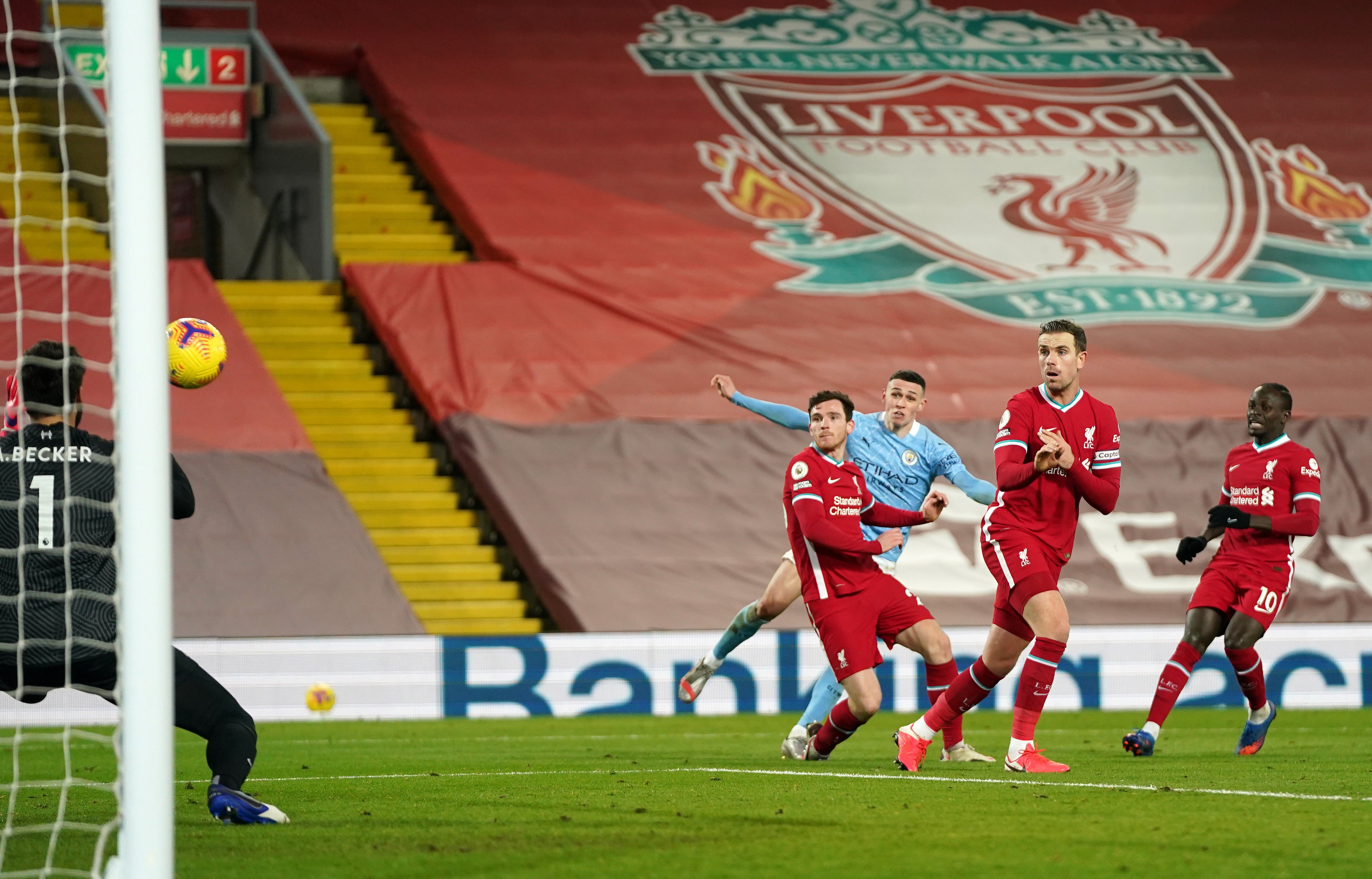Phil Foden fires home Man City’s final goal