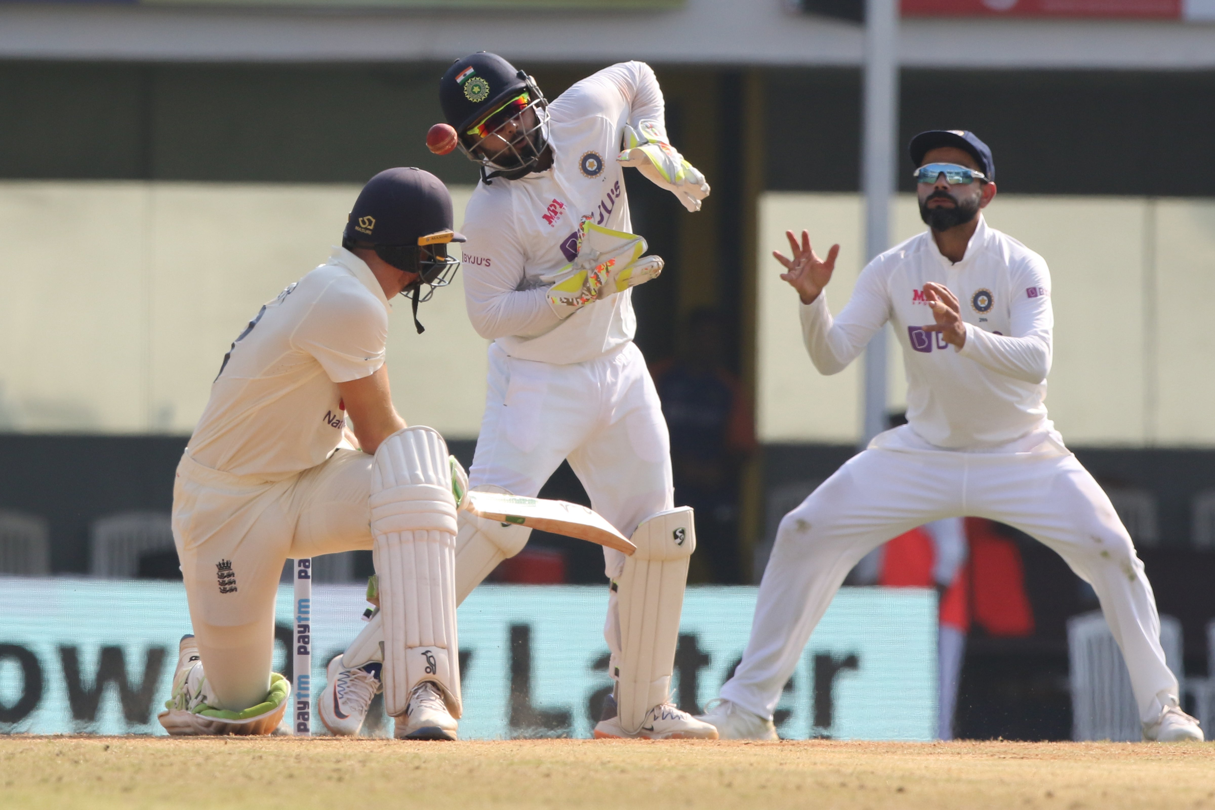England set a target of 420 for India heading into the final day of the first Test