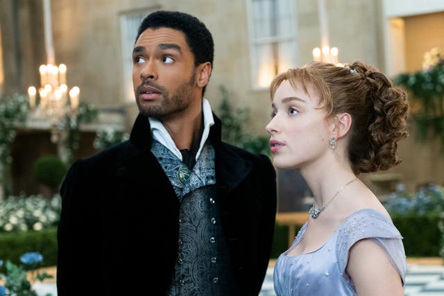 Rege-Jean Page and Phoebe Dynevor in the eighth episode of Bridgerton’s first season