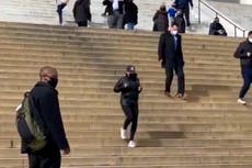 Kamala Harris: Secret Service struggle to keep up as VP jogs up steps of Lincoln Memorial