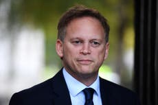 Grant Shapps says Covid has ‘got his father’