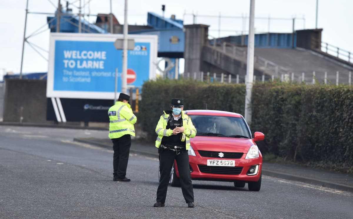 &lsquo;Major questions&rsquo; remain over removal of staff from Northern Ireland ports, MP says