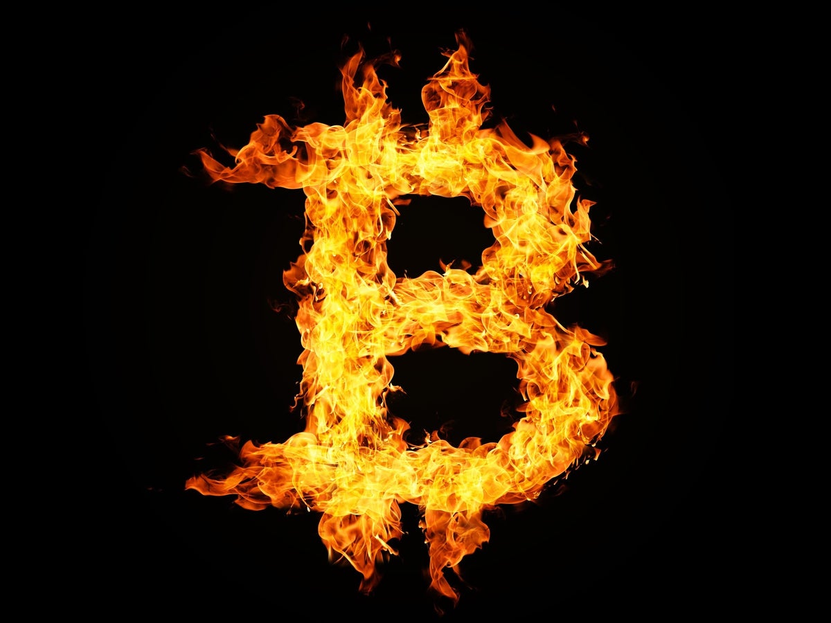 bitcoin turi platinimą
