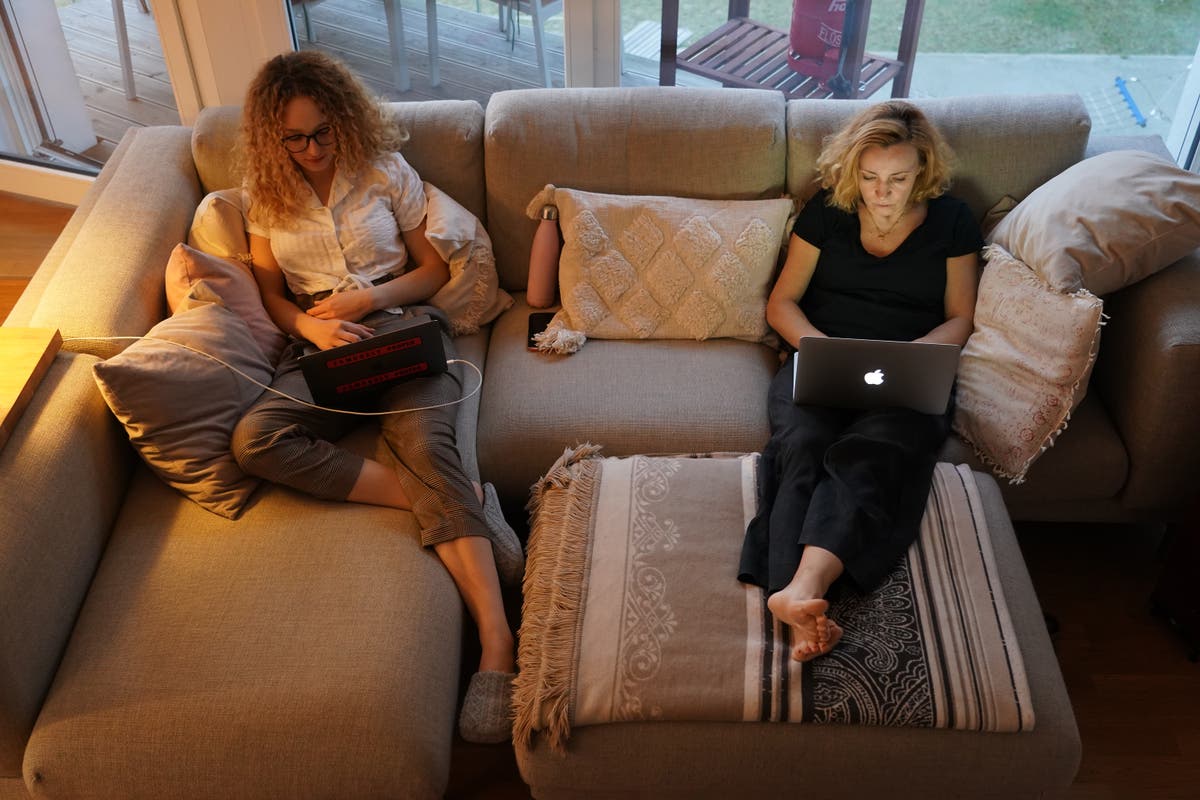 Broadband now most common reason for family arguments, survey says