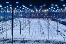 Arctic blast puts Europe's homeless, travelers in peril