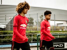 Manchester United promote highly-rated youngsters Shola Shoretire and Hannibal Mejbri to first team training