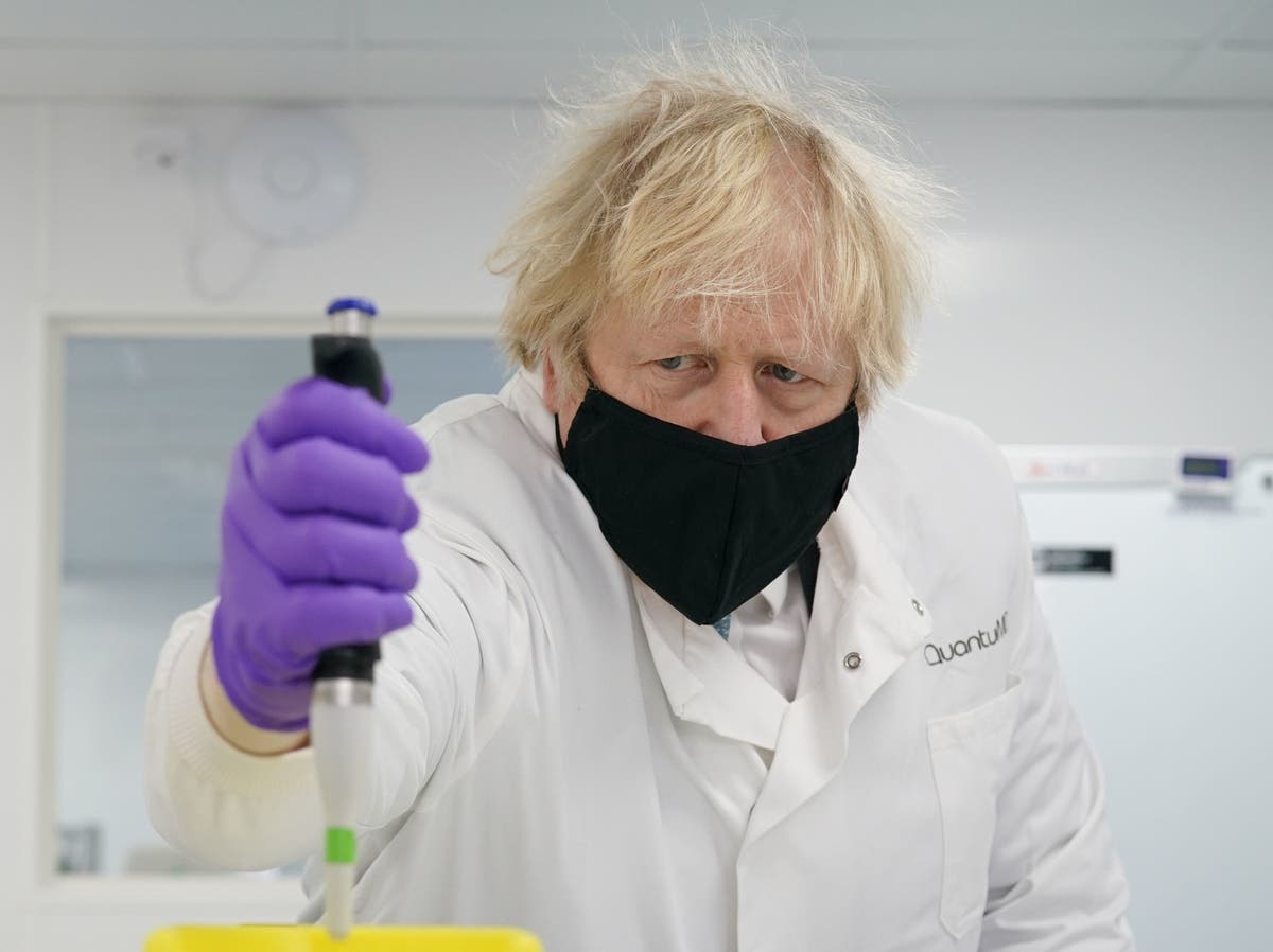 Covid news - live: Boris Johnson under pressure to lift lockdown by end of April as &lsquo;pubs to open for Easter&rsquo;