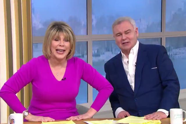 Eamonn Holmes and Ruth Langsford presenting an episode of This Morning