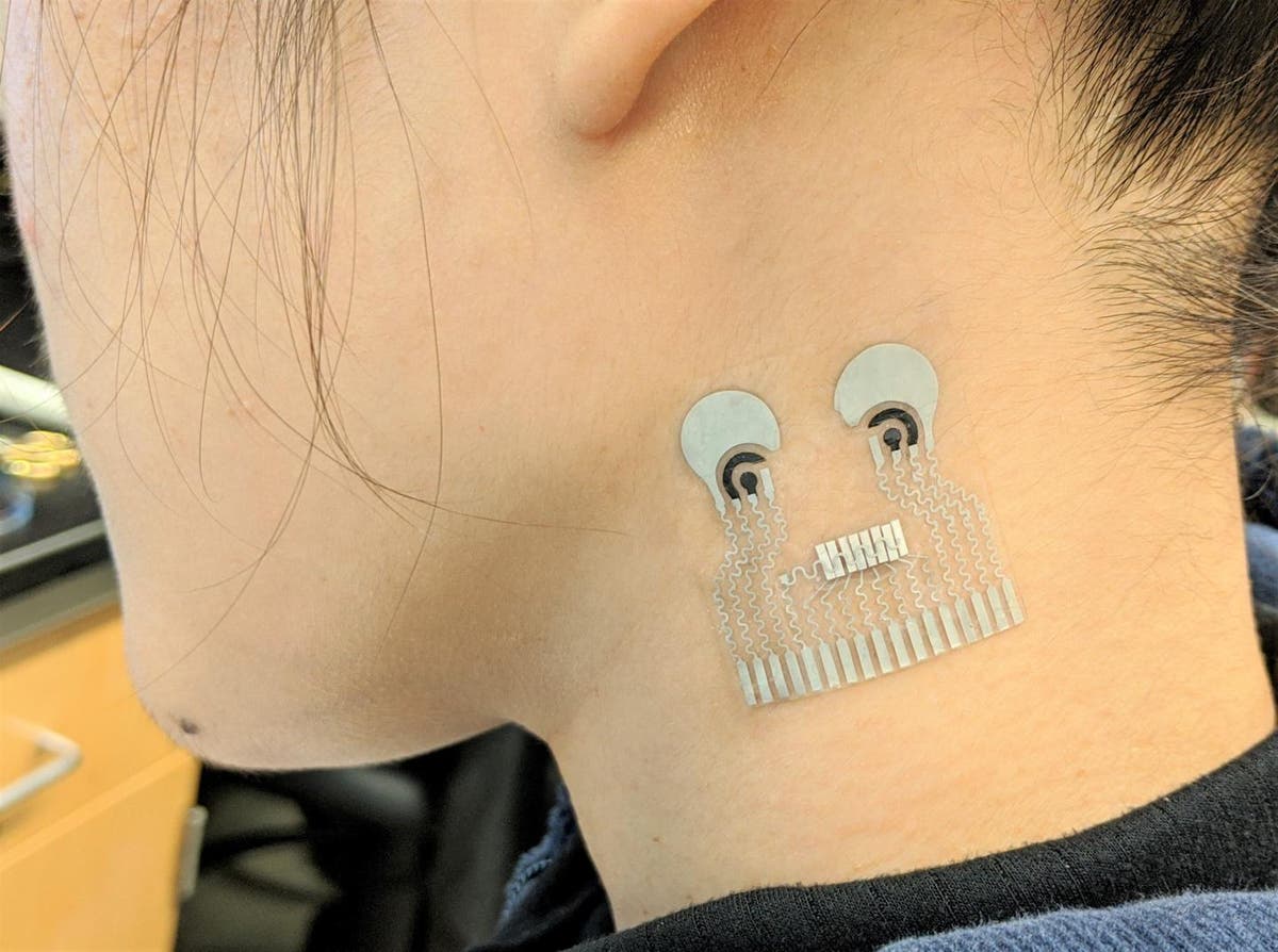A small patch on the skin can monitor a person’s body, scientists say after advancing wearable technology