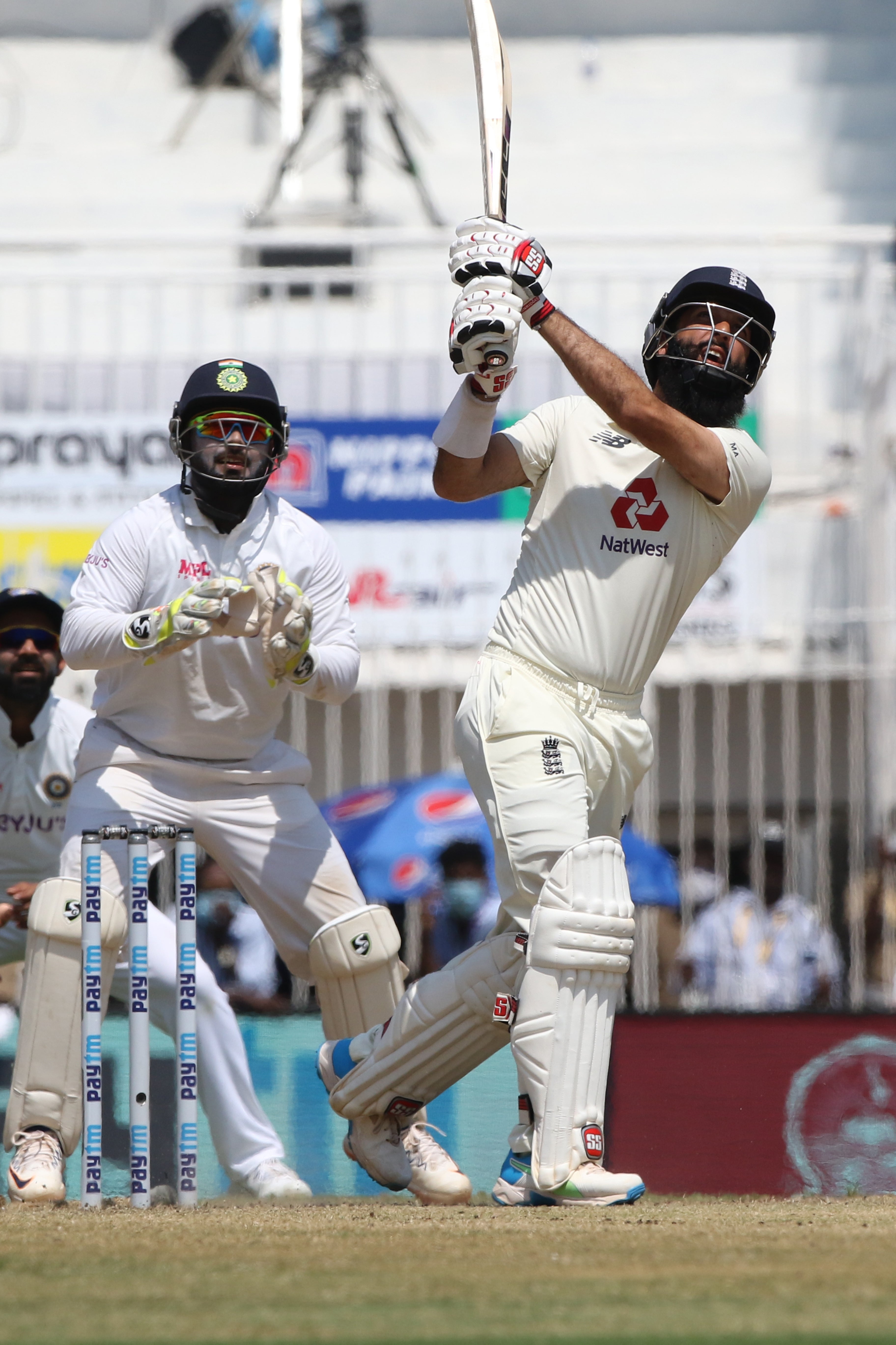 Moeen Ali hits a six on his way to an 18-ball knock of 43