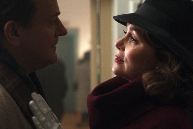<p>Heartwrenching: Roald Dahl (Hugh Bonneville) and Patricia Neal (Keeley Hawes)</p>