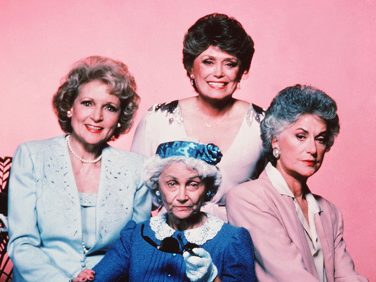 Golden girls. Golden girls сериал. Золотые девочки сериал Бланш. Артистки Golden girls. The Golden girls заставка.