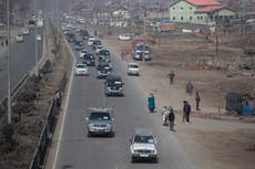 India takes foreign diplomats to tour disputed Kashmir