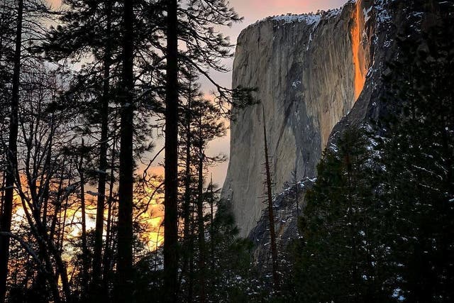<p>Yosemite's firefall phenomenon in 2019</p>