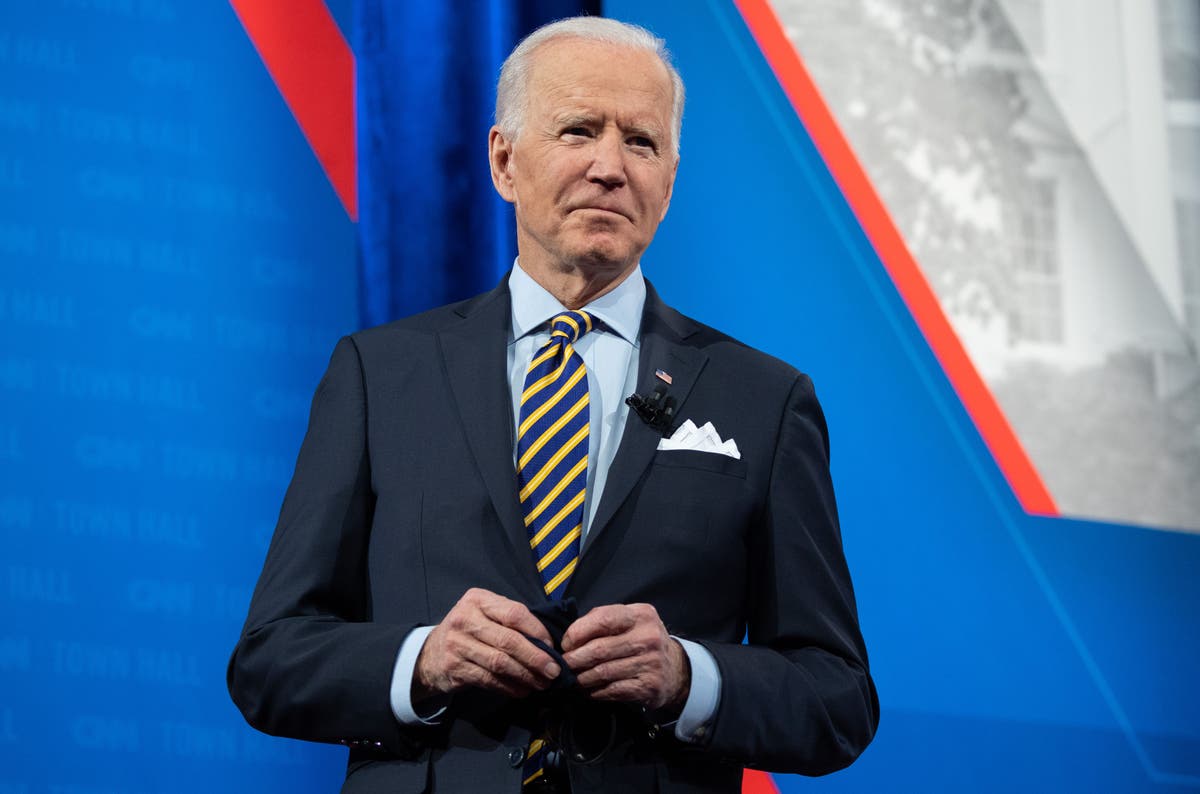 President Biden praised for &lsquo;compassion&rsquo; after he comforts eight-year-old girl afraid of pandemic: &lsquo;Don&rsquo;t be scared, honey&rsquo;