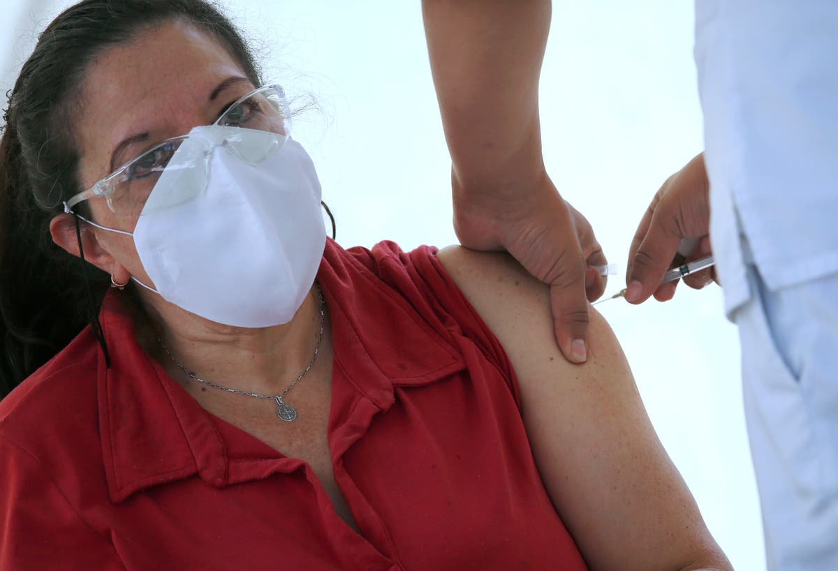 Mexico arrests 6 for trafficking false coronavirus vaccines