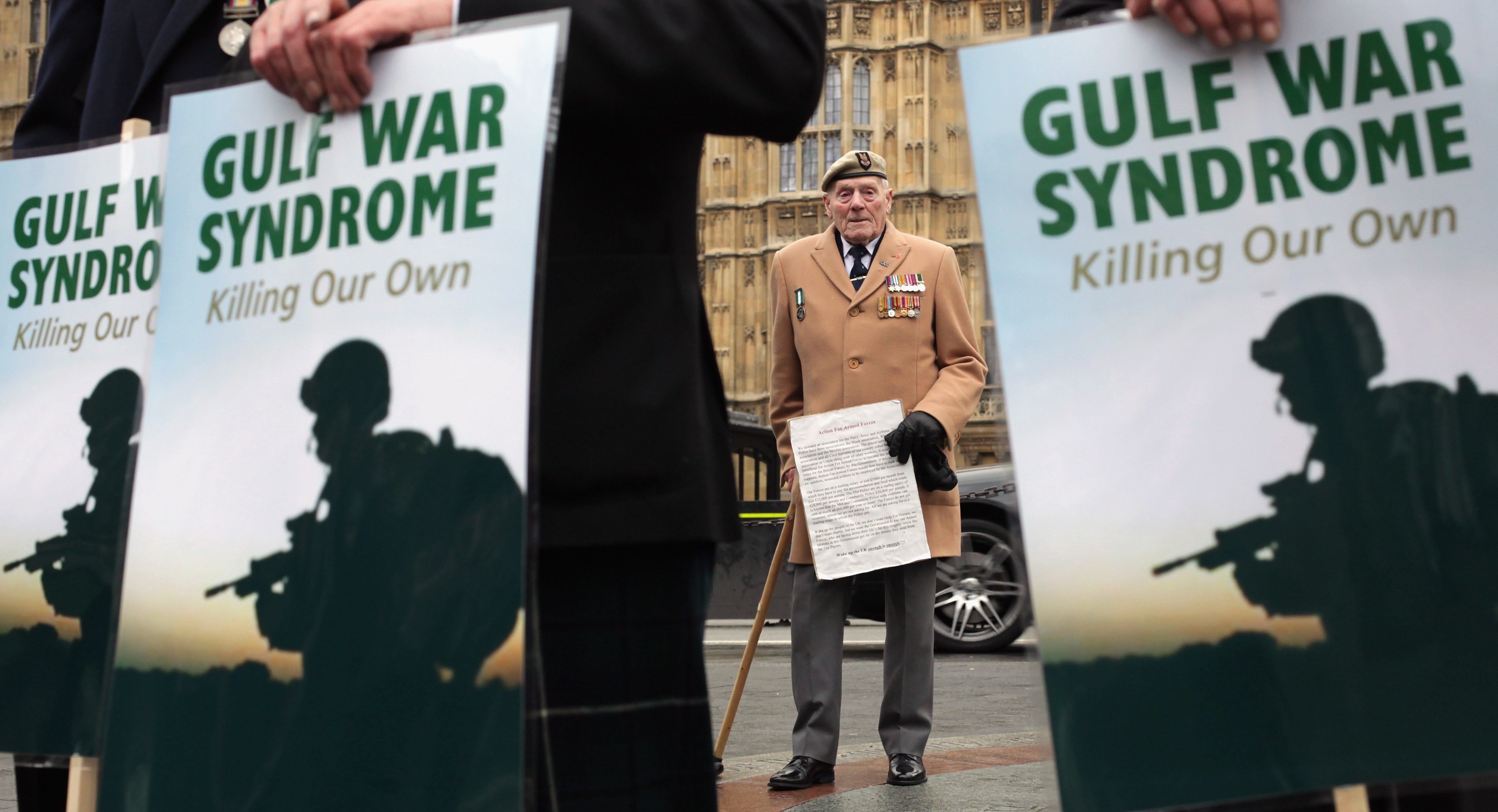 War veterans protest in London to mark the 20th anniversary of the end of the Gulf War on 28 February 2011
