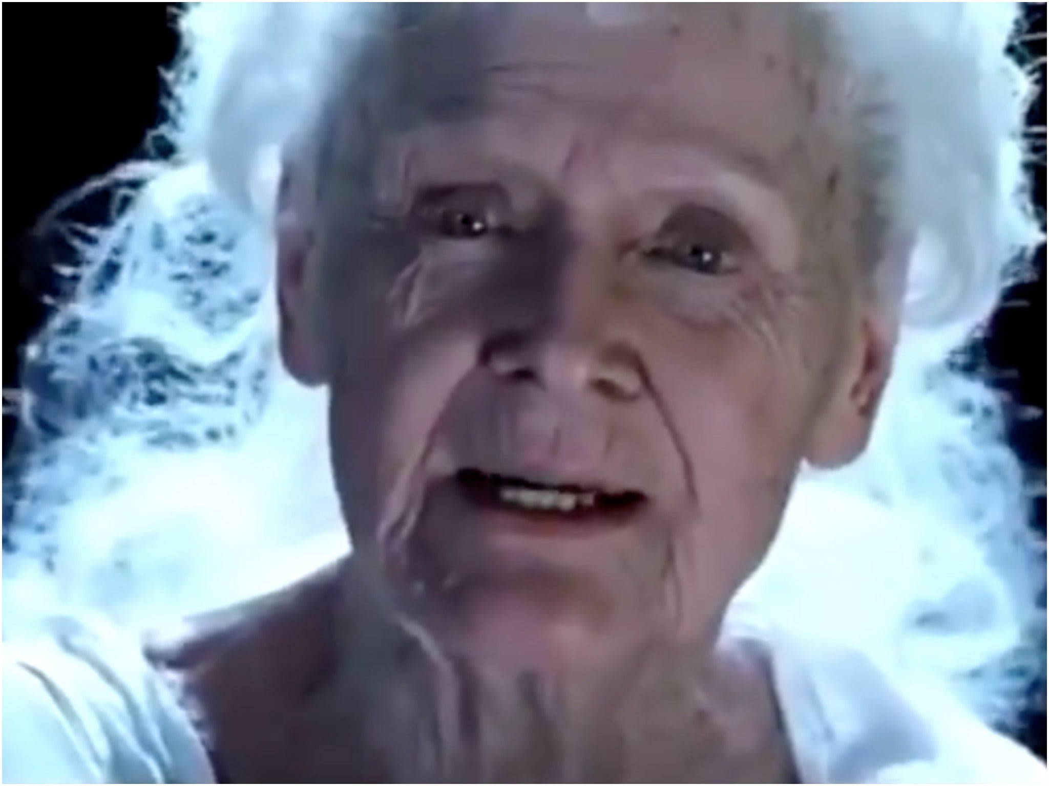 <p>El final alternativo de “Titanic” es realmente horrible.</p>